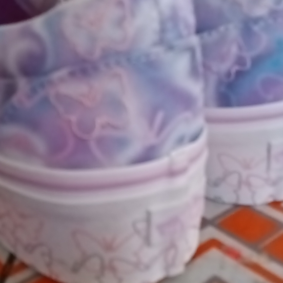 #40❤️ NWT VANS BUTTERFLY DREAMS CLASSIC SLIP-ON STACKFORM SNEAKERS - Picture 8 of 10